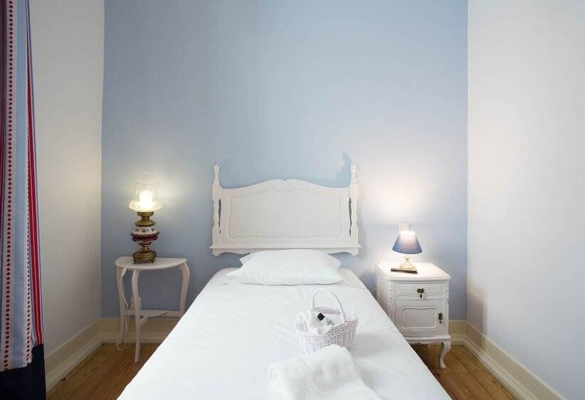 Пансион Typical Lisbon Guest House