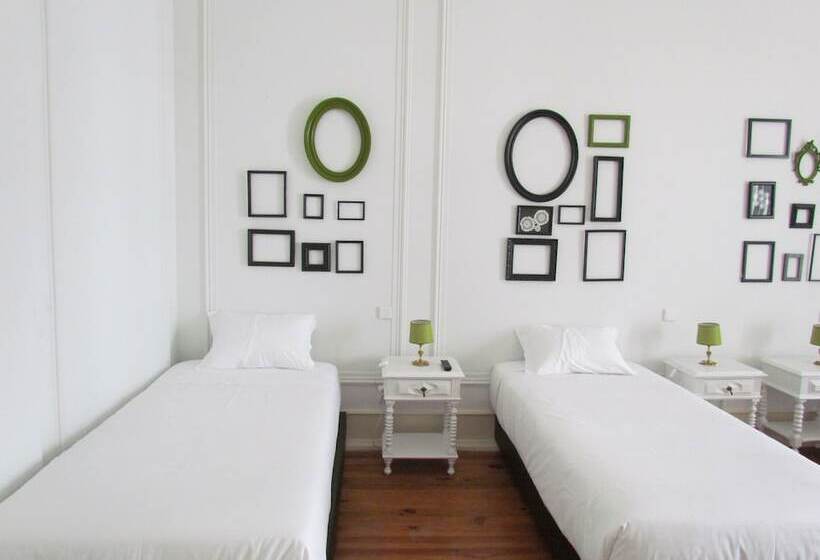 Пансион Typical Lisbon Guest House