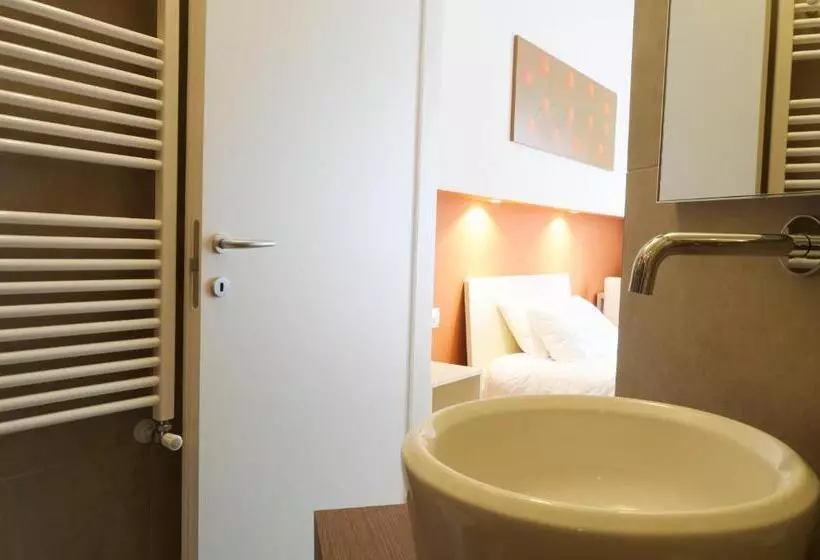 Majatalo Villa Fenix Osio Sotto