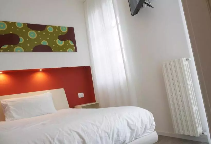 Majatalo Villa Fenix Osio Sotto