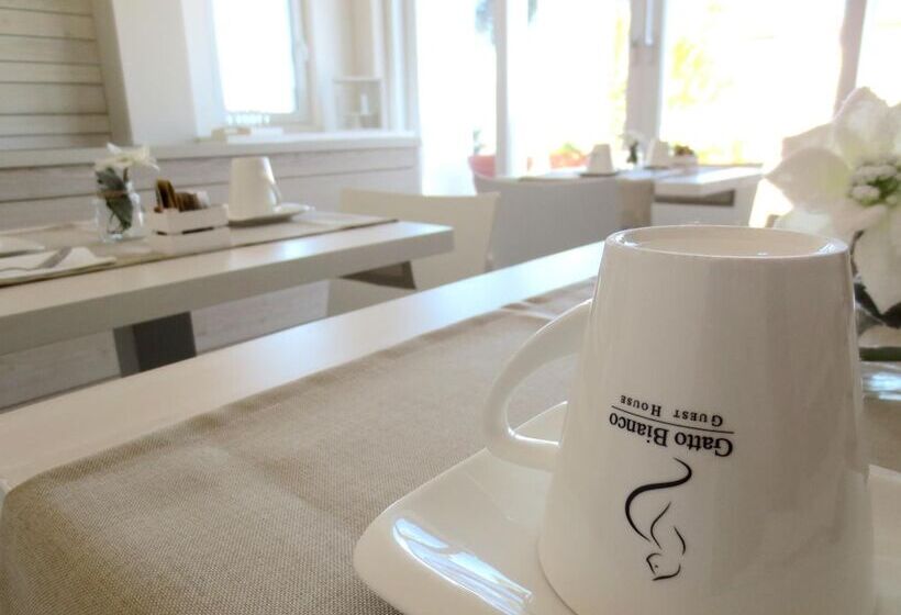 پانسیون Gatto Bianco Le Terrazze