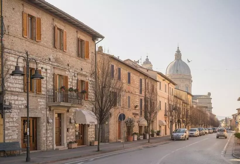 پانسیون Locanda Il Giullare Pellegrino