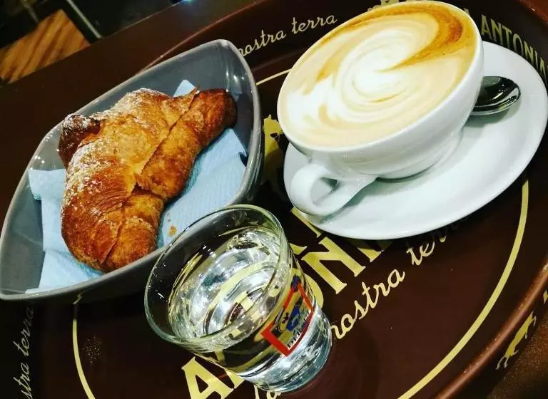 ユースホステル Locanda Del Musso Con Ristorante