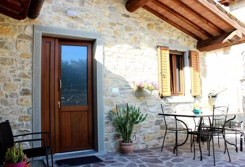 Hotelli Agriturismo Mandrioli