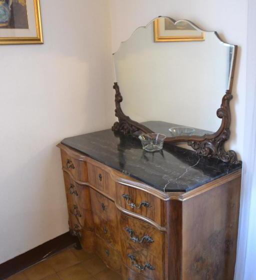 پانسیون Time Out