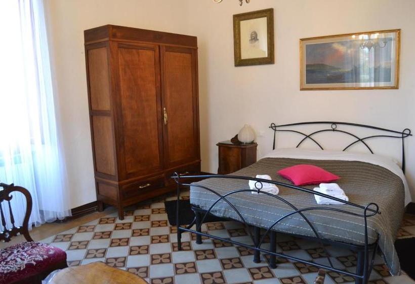 پانسیون Time Out