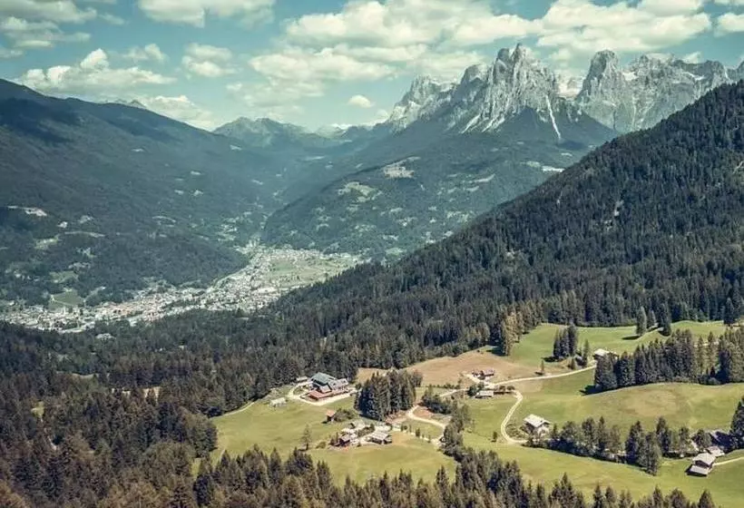 ホテル Agritur Le Vale