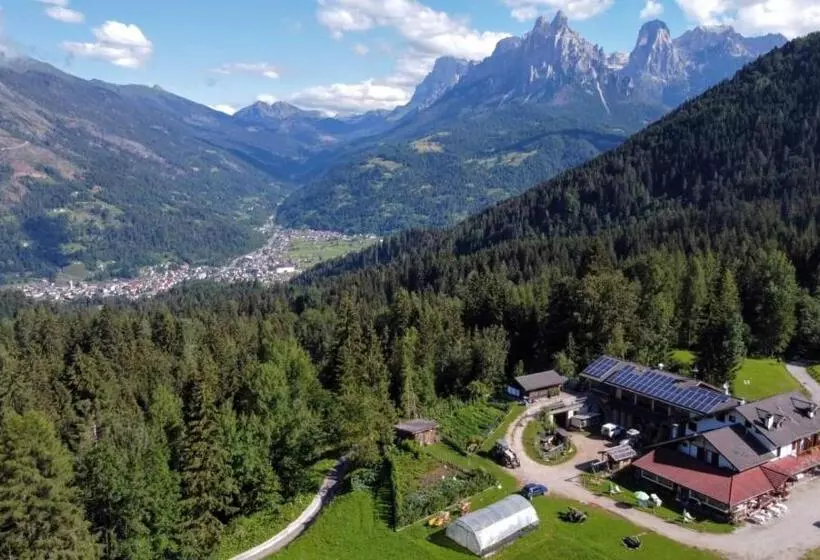 ホテル Agritur Le Vale