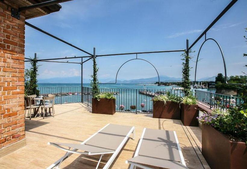 פנסיון Riviera Carducci Rooms