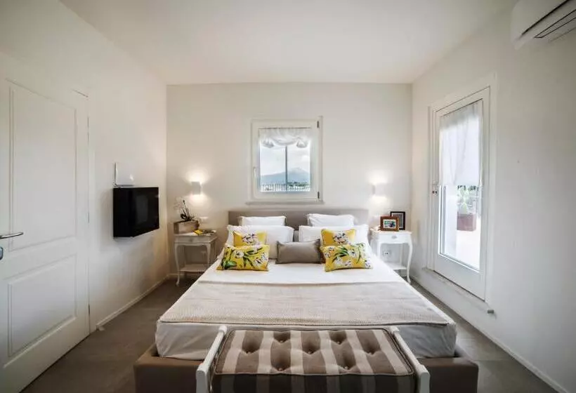 ペンション Riviera Carducci Rooms