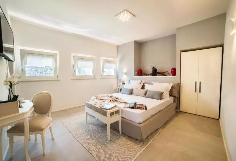 ペンション Riviera Carducci Rooms