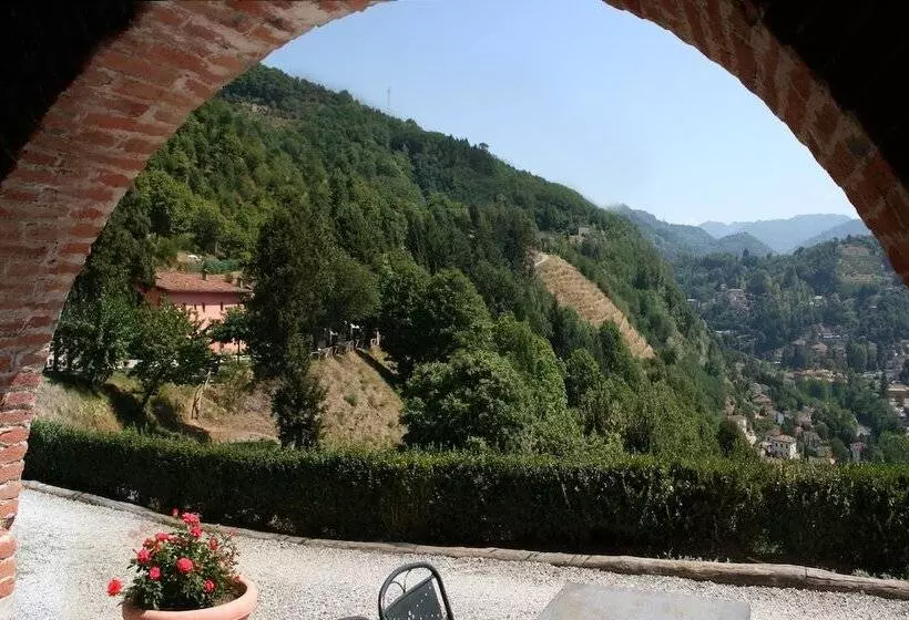 ホテル Agriturismo La Torre