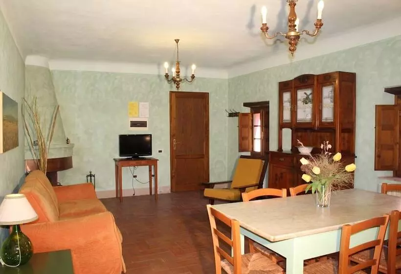 ホテル Agriturismo La Torre