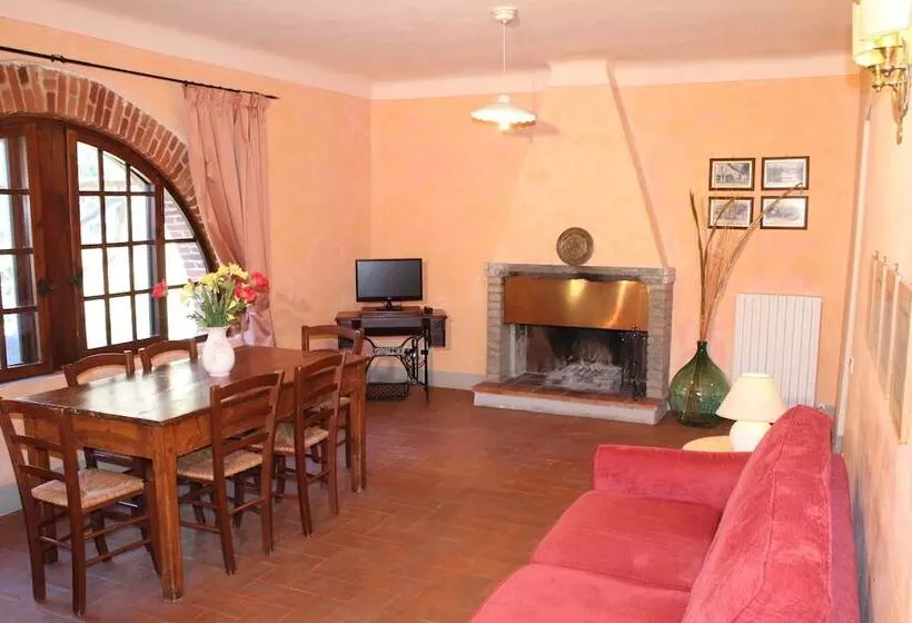 ホテル Agriturismo La Torre