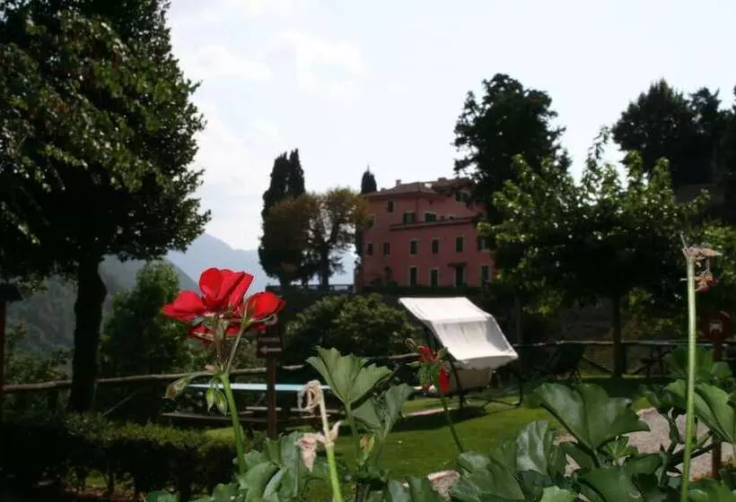 ホテル Agriturismo La Torre