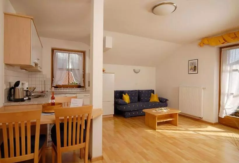 Hotelli Häuslerhof