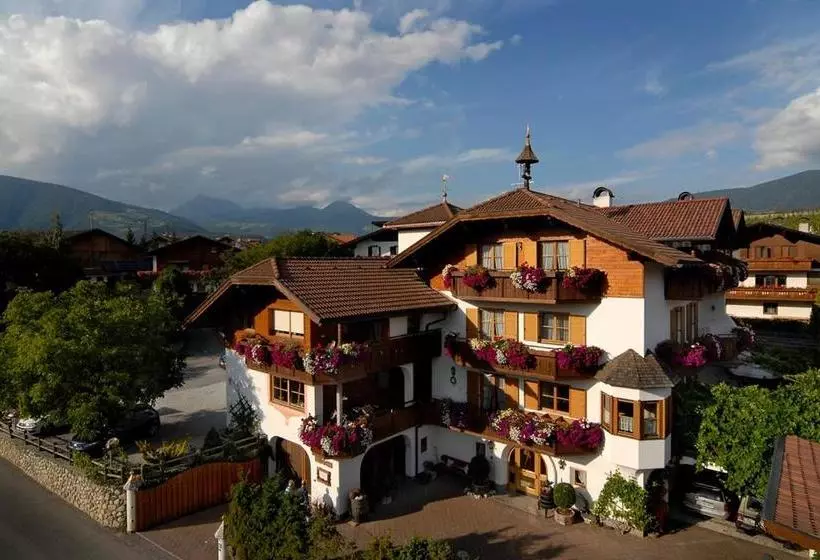 Hotelli Häuslerhof