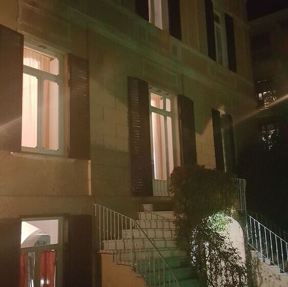 پانسیون Garden Suite