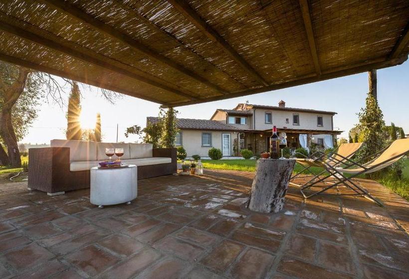 بنسيون La Rugantina