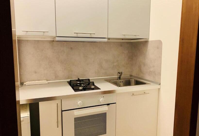 Front Lake Apartment Bardolino