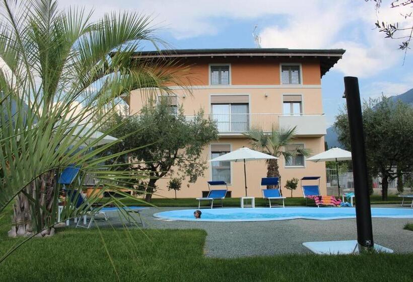 فندق Agritur Il Melograno