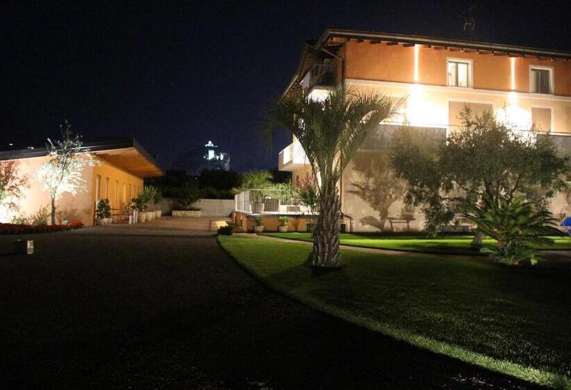 فندق Agritur Il Melograno