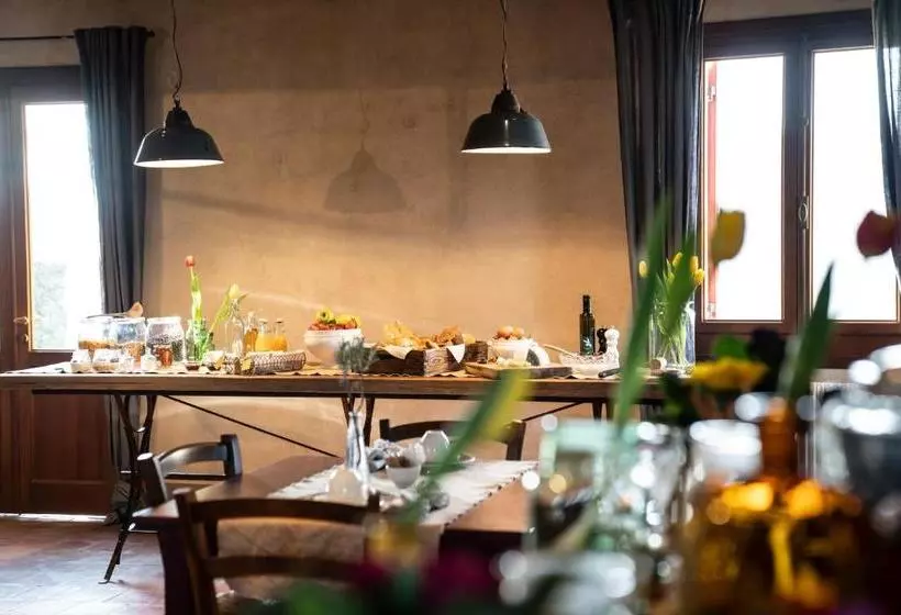 Hotelli Foresteria Borgoluce
