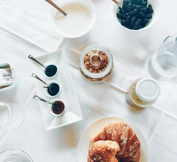 ホテル Agriturismo La Sorgente