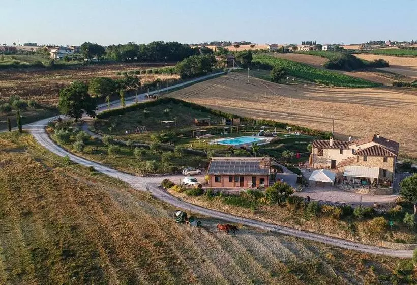 ホテル Agriturismo San Silvestro