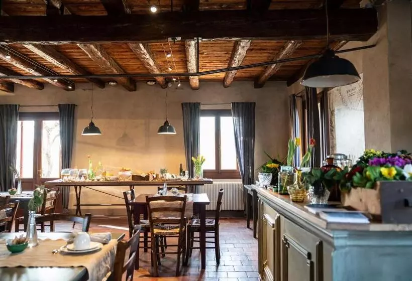 Hotelli Foresteria Borgoluce