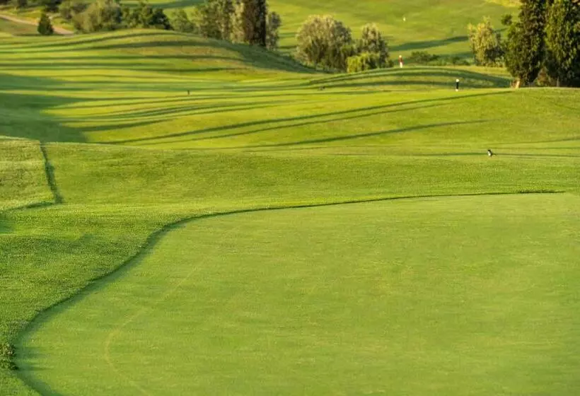 ホテル Golf Club Bellosguardo Resort