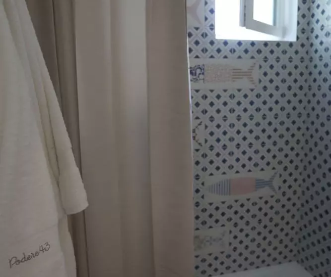 ホテル Podere 43 Charme B&b