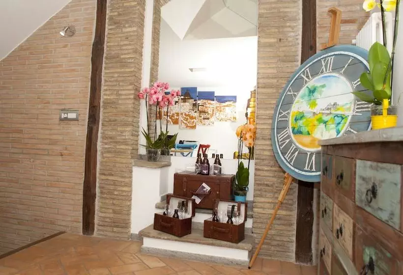 Majatalo Atlantis Inn Castelgandolfo