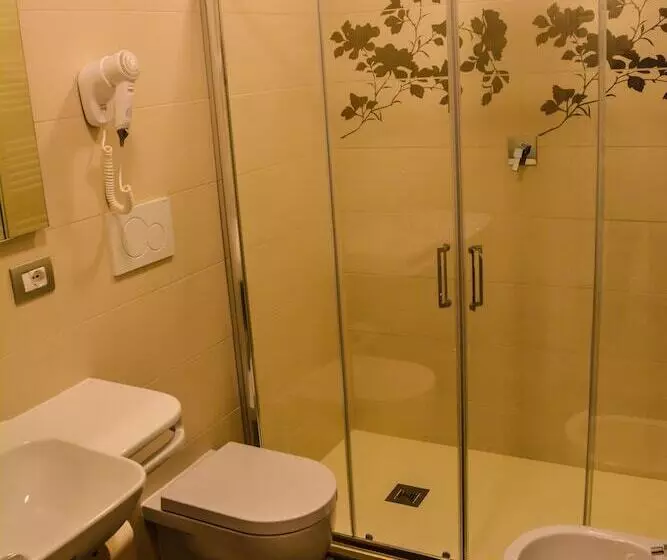 Majatalo Atlantis Inn Castelgandolfo