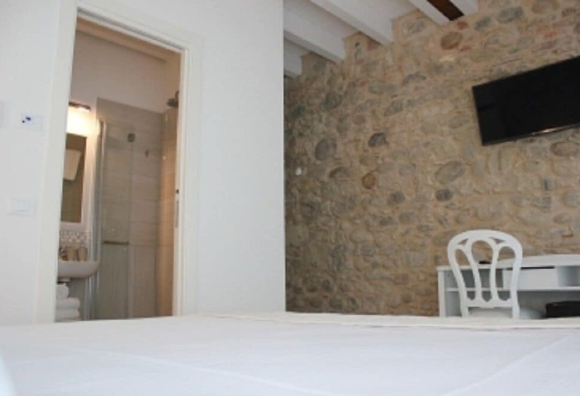 بنسيون Punto 41