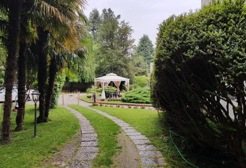 پانسیون Villa Del Cigno