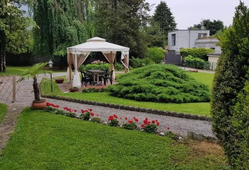 پانسیون Villa Del Cigno