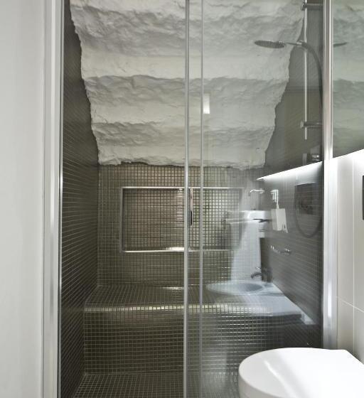 פנסיון Whitehouse