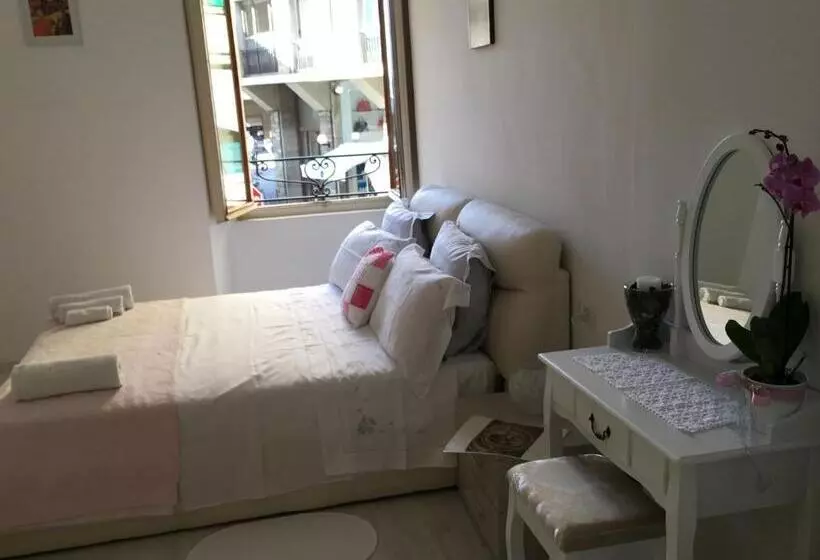 پانسیون La Tana Dei Leoni Affittacamere