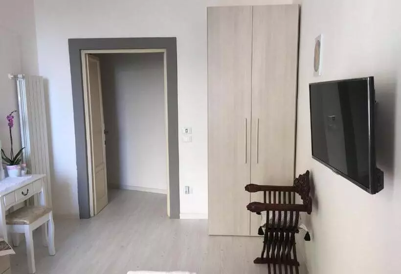 پانسیون La Tana Dei Leoni Affittacamere