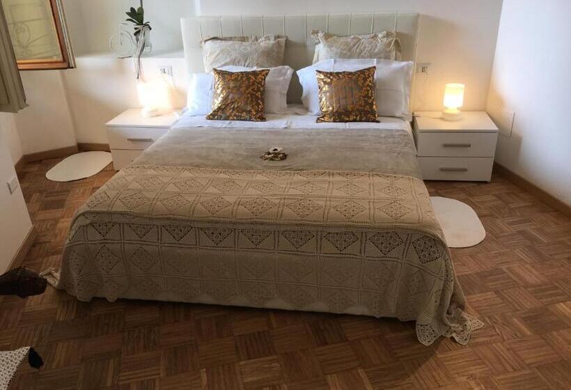 پانسیون La Tana Dei Leoni Affittacamere