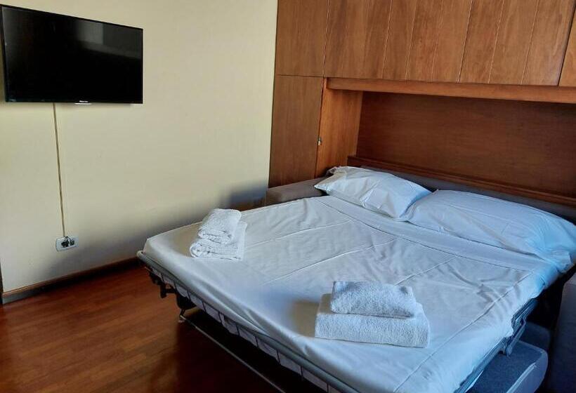 پانسیون La Tana Dei Leoni Affittacamere