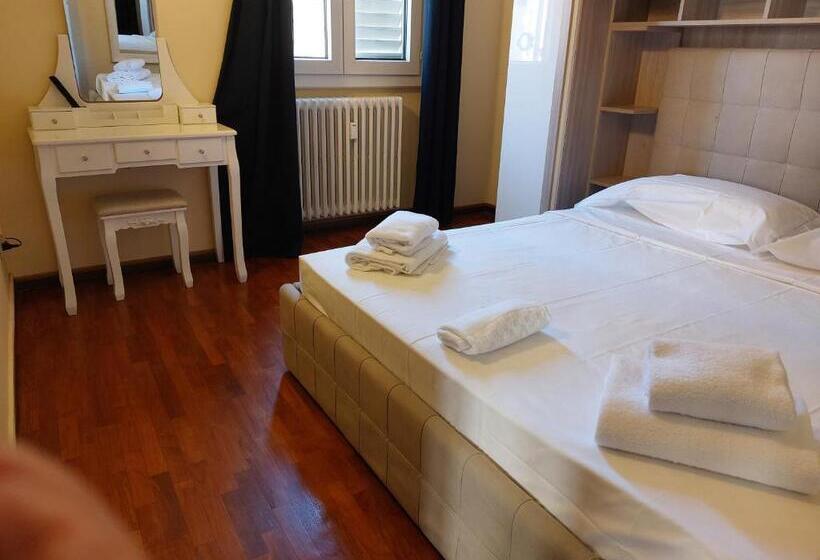 پانسیون La Tana Dei Leoni Affittacamere