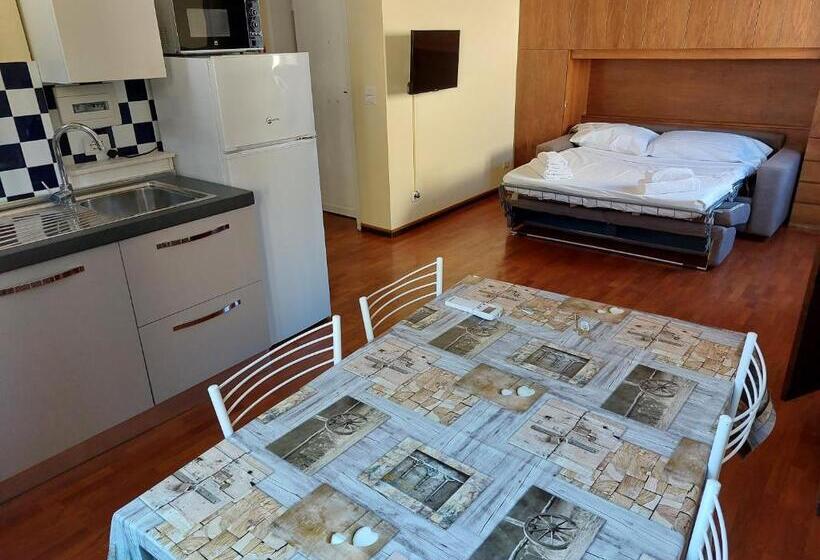 پانسیون La Tana Dei Leoni Affittacamere