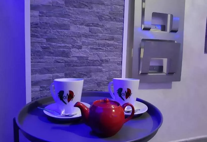 پانسیون Roomyitalia   Guest House Il Faraone