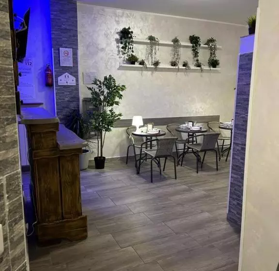 پانسیون Roomyitalia   Guest House Il Faraone