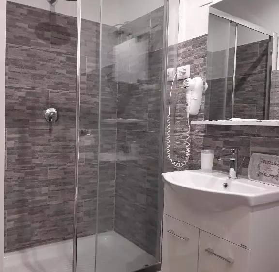 پانسیون Roomyitalia   Guest House Il Faraone