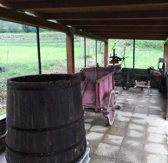 هتل Agriturismo Terrarossa