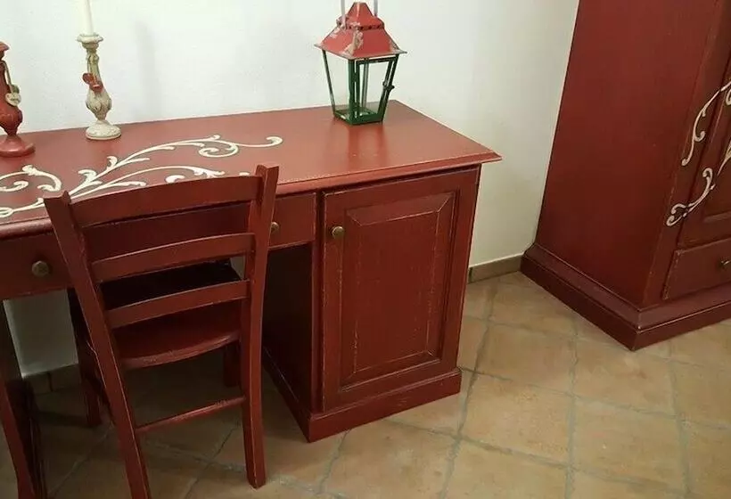 Hotelli B&b Podere Montese