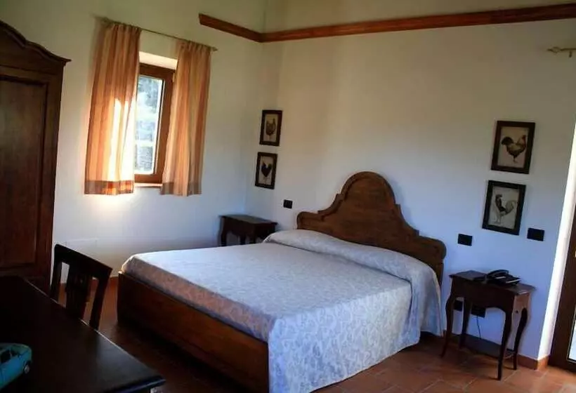 Hotelli B&b Podere Montese